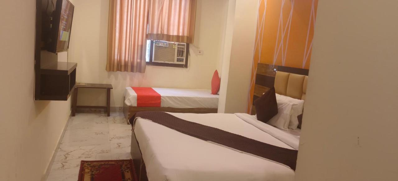 Airport Hotel Prince Palace By Byobhotels Nova Deli Exterior foto